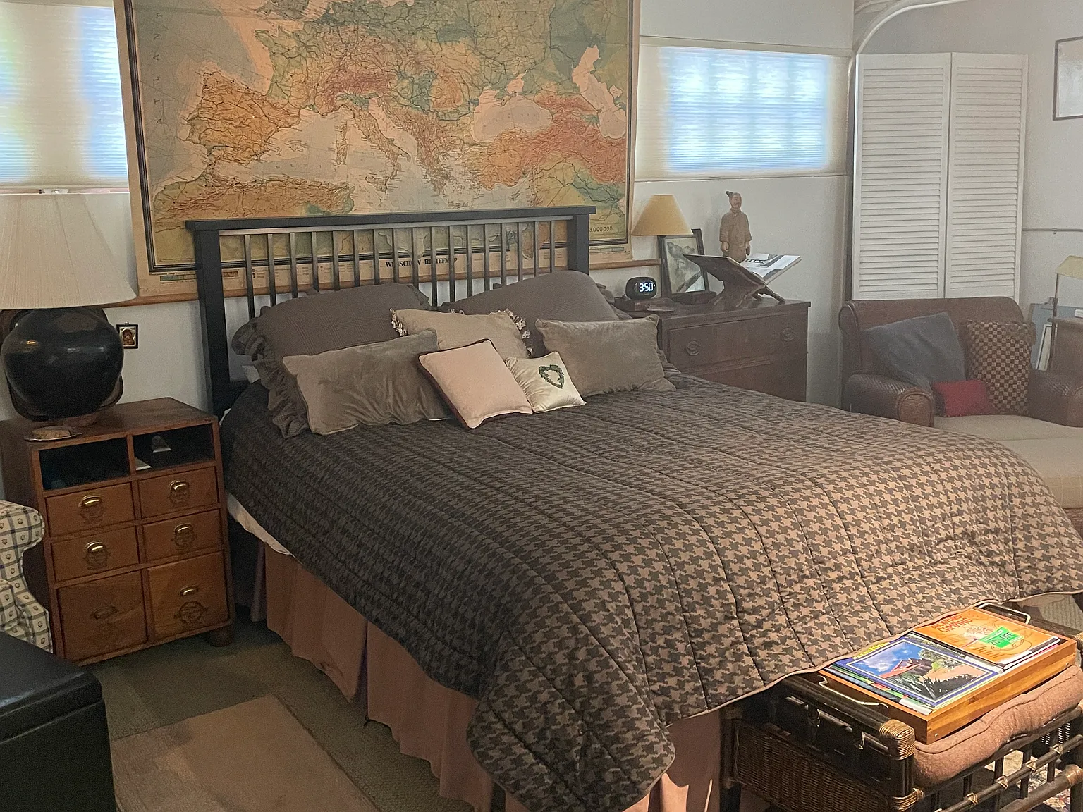 Studio, 500 sqft, $2,250 — Photo 3