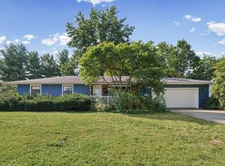 205 E Evergreen Dr, Saint Joseph, IL 61873