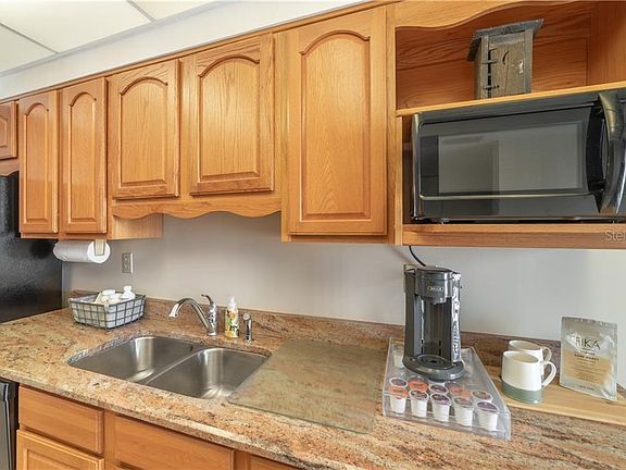 5th image of 2700 Cove Cay Dr #1-6F