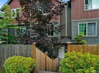 925 N 97th St UNIT B, Seattle, WA 98103