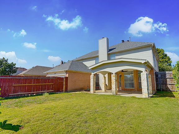 2nd image of 2314 Lantana Dr