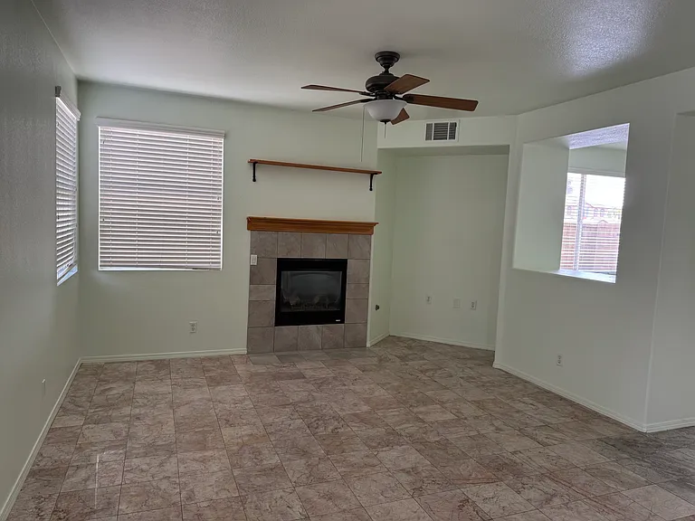 5773 Carolinas Ln — Photo 3