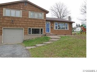 88 Kaymar Dr, Rochester, NY 14616