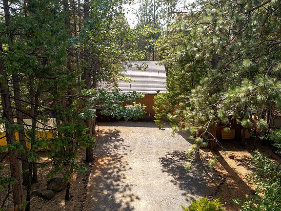 3rd image of 30578 Sleepy Hollow Dr