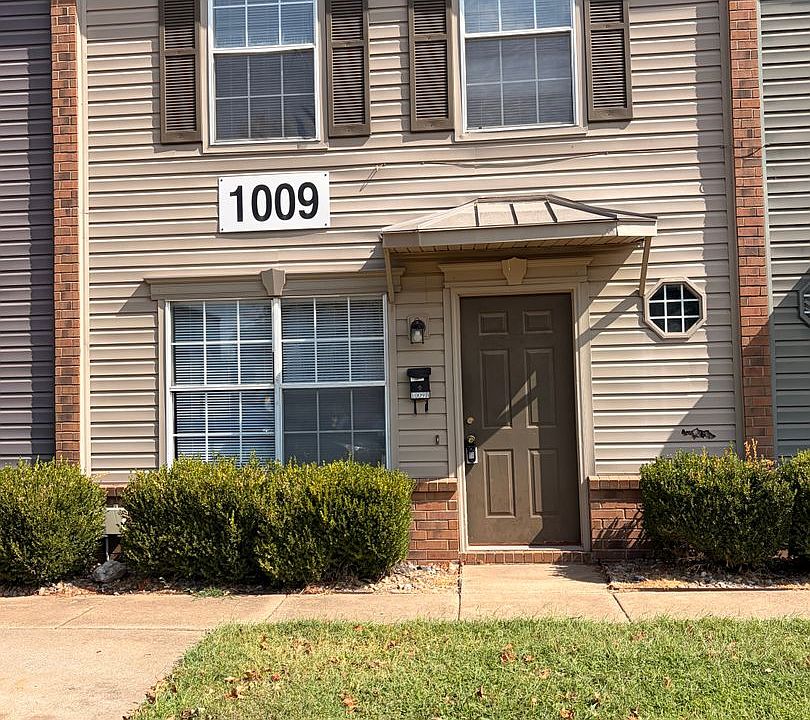 1st image of 1009 SE 5th St #A-b