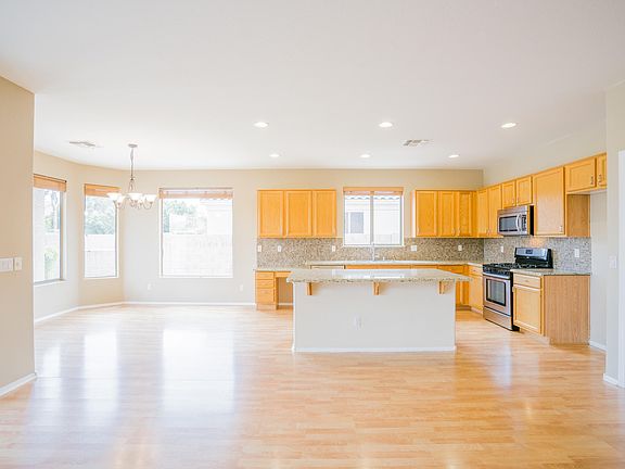 2nd image of 9223 W Yukon Dr