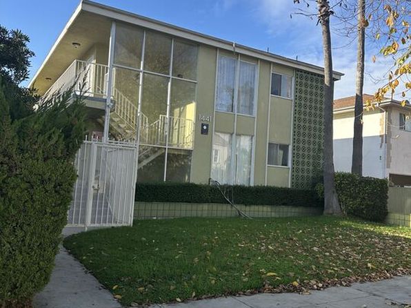 1441 S Hayworth Ave APT 8