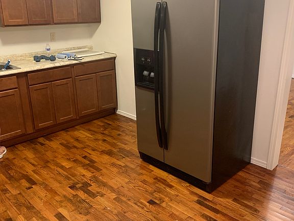 5th image of 206 S Desloge Dr