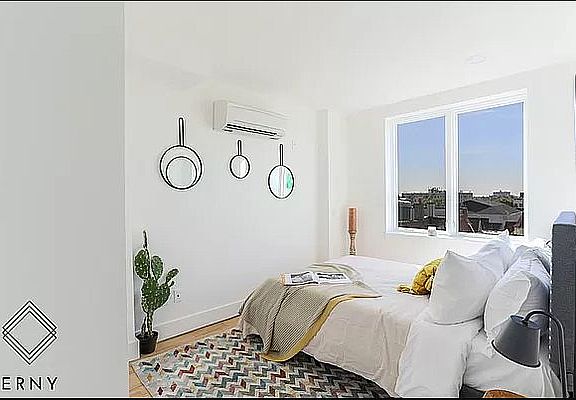 5th image of 210 Linden Blvd #4D