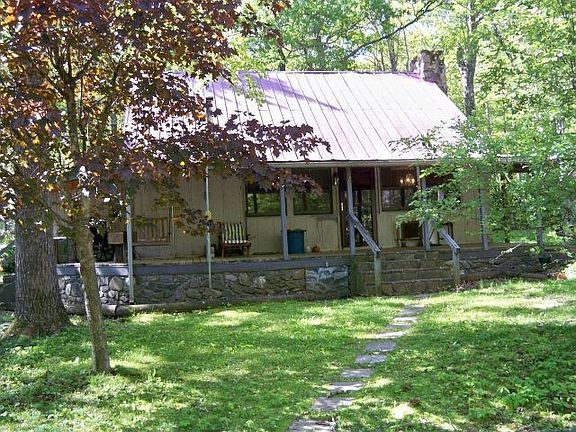 2nd image of 59 Ivy Ln