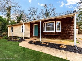 183 W 6th St, Howell, NJ 07731