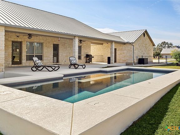 3rd image of 2419 Eden Rd