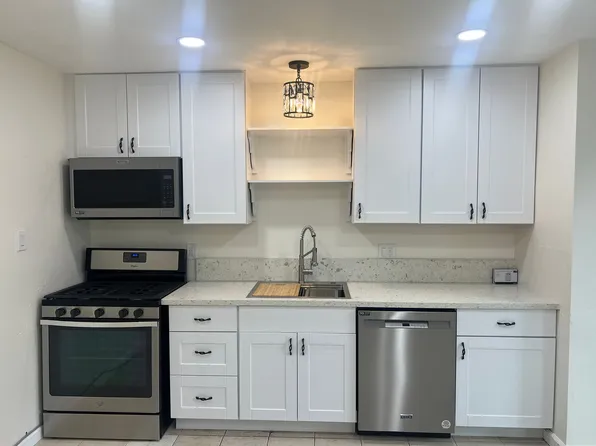 310 Graves Ave, Sacramento, CA 95838