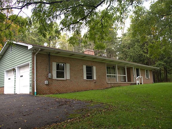 2nd image of 308 Wallace Ln