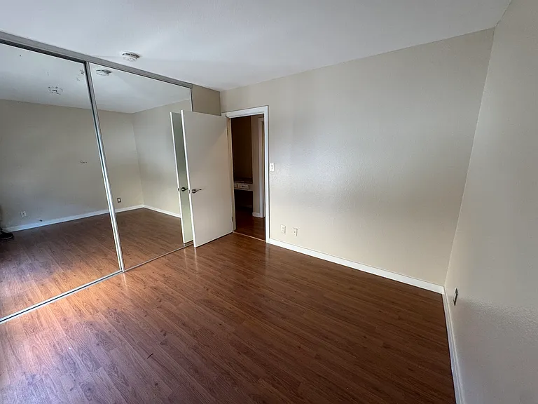 11615 Missouri Ave #2 — Photo 19