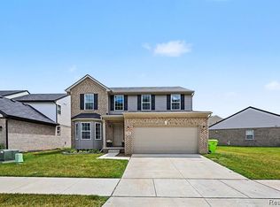 1585 Weeping Willow Ct, Ypsilanti, MI 48198