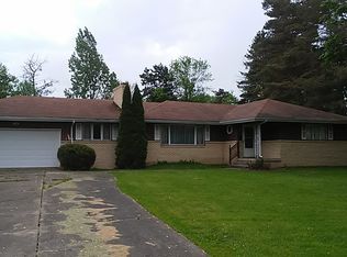 41 Mill Creek Rd, Niles, OH 44446