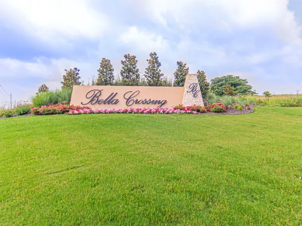 12437 Bella Dio Dr, Fort Worth, TX 76126