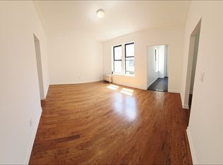 198-39 32nd Ave APT D6, Flushing, NY 11358
