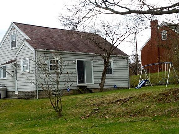 3rd image of 207 N 6th St
