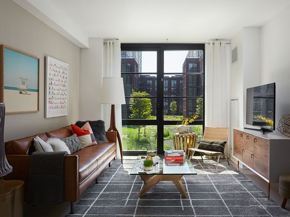 365 Bond St APT A616