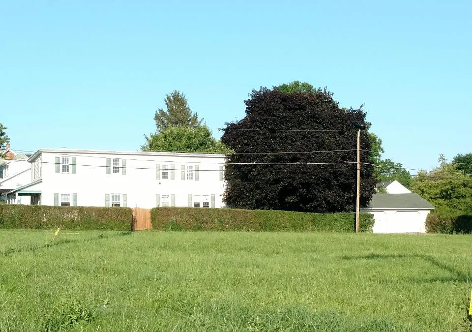 438 South St