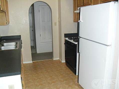 3rd image of 3469 Broken Arrow Dr