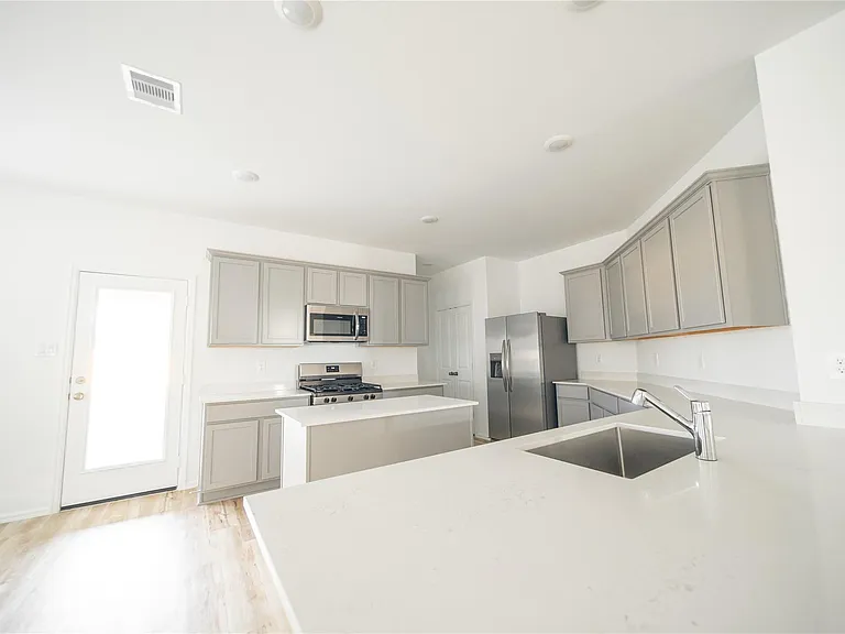 2615 Olivine Stone Dr — Photo 10