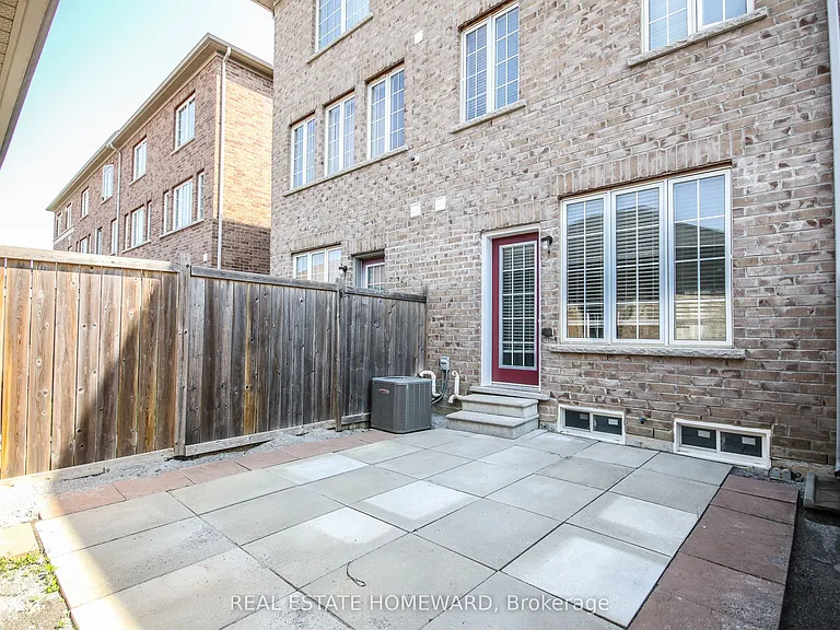 378 Cornell Rouge Blvd — Photo 28