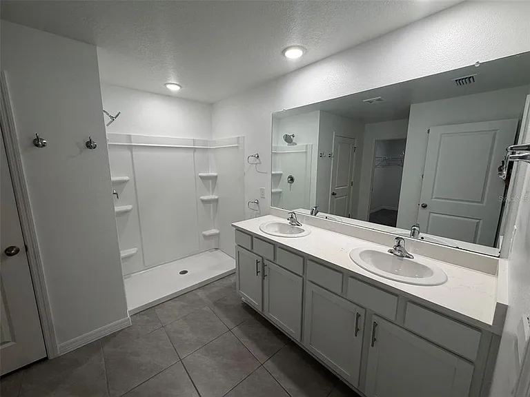 4703 SW 85th Pl — Photo 17