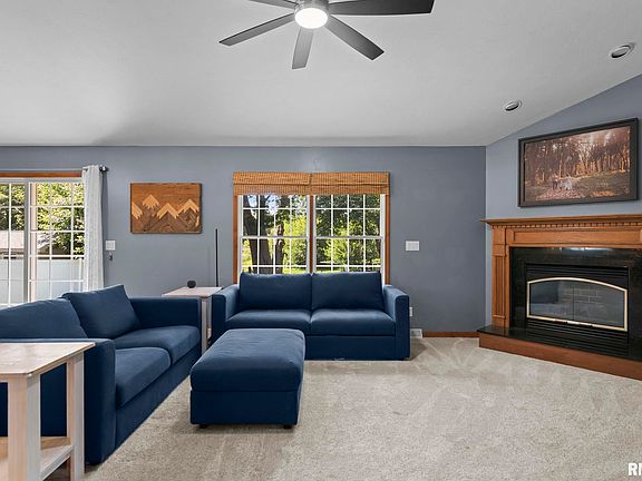 5th image of 260 Blue Springs Dr