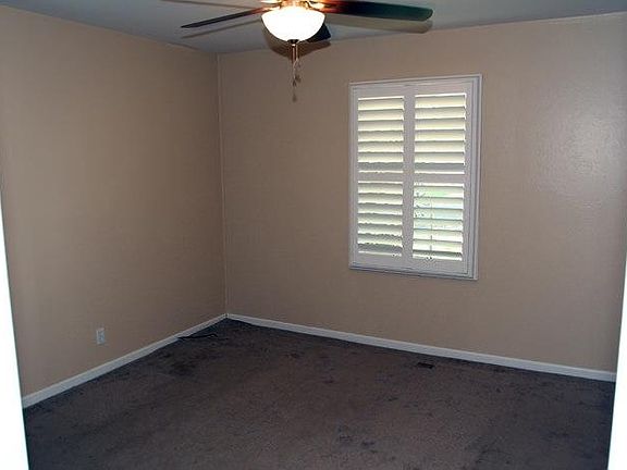3rd image of 4321 62nd St