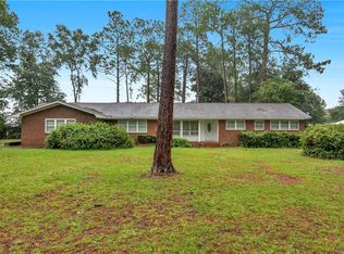 135 Conway Dr, Jesup, GA 31545