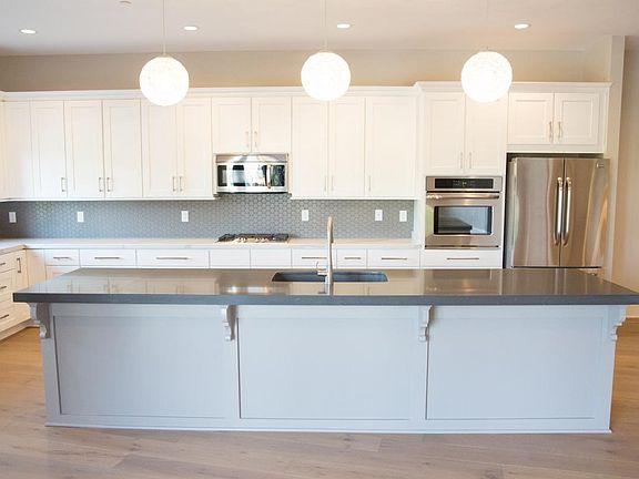 3rd image of 5933 Main St APT 302