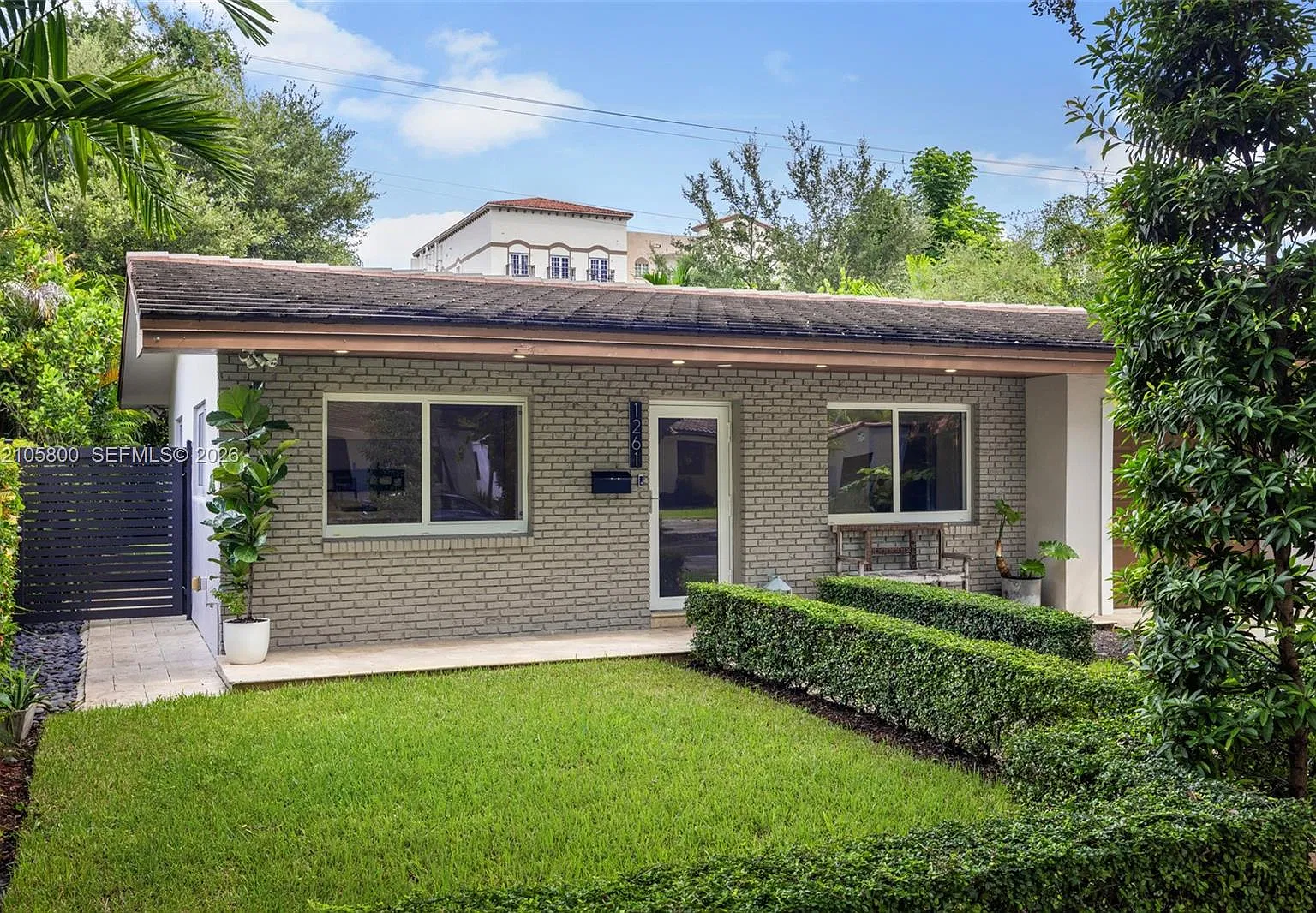 Coral Gables Granada Sec — Photo 3