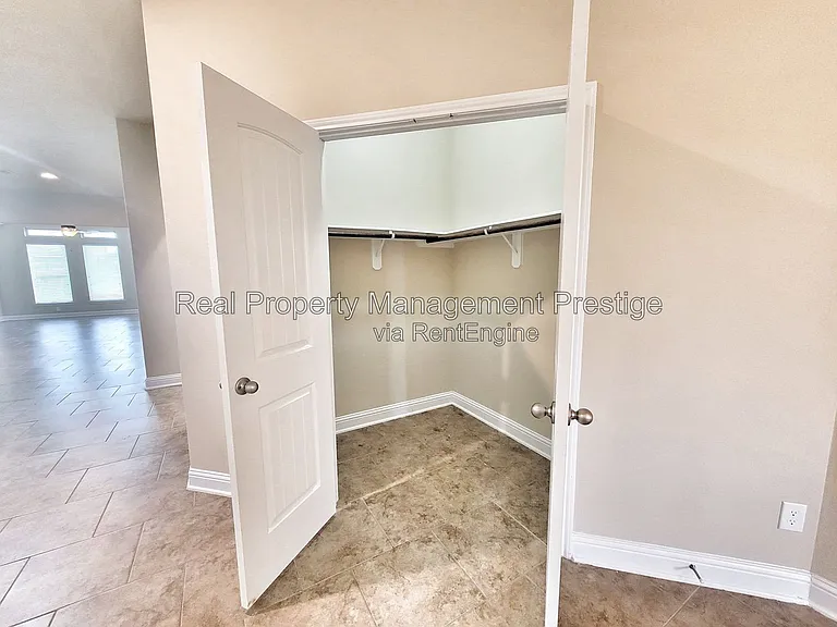 4820 Piares Ln — Photo 11