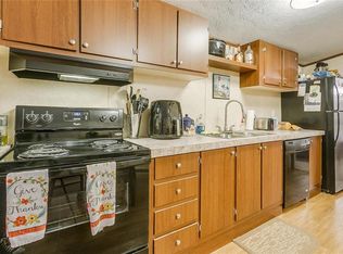 2512 Hickory Ln, Burleson, TX 76028