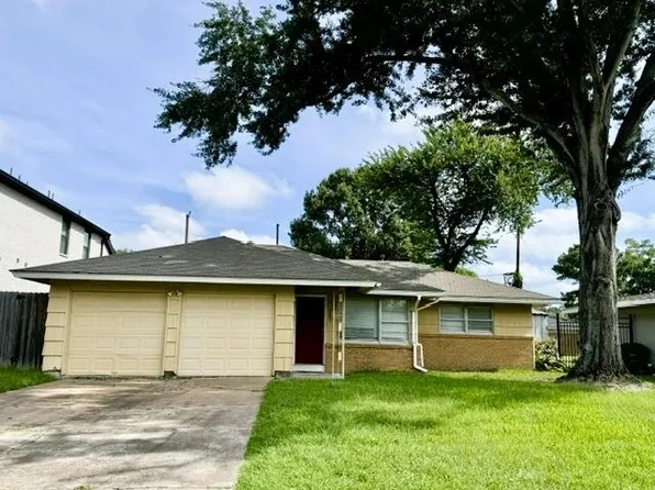 7406 Janak Dr, Houston, TX 77055
