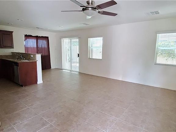 3rd image of 9144 Giardino Villa St
