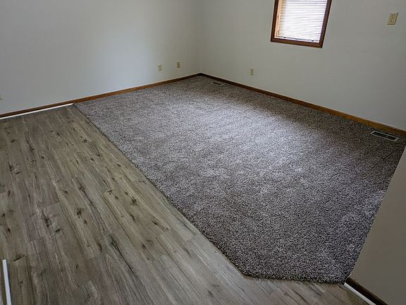 4th image of 3820 Alder St #2-F