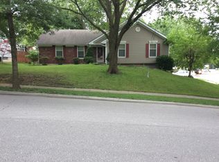 6960 N Woodland Ave, Gladstone, MO 64118