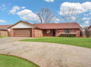231 Shale Crst, Clinton, OK 73601