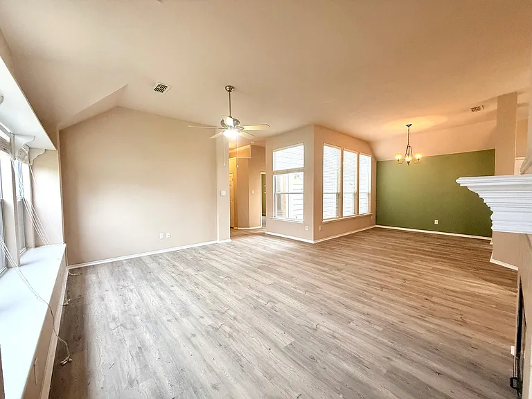 4501 Aspen Glen Rd — Photo 11