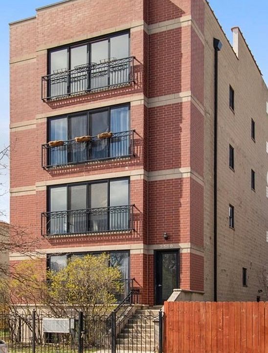 1st image of 3560 S Giles Ave #G