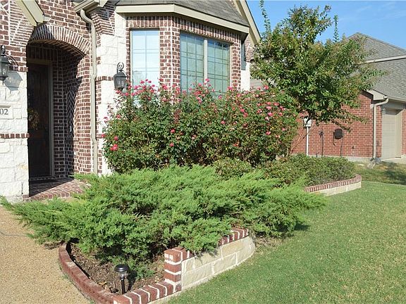 3rd image of 2102 Fair Parke Ln