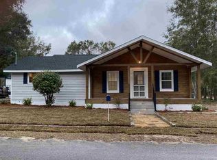 6818 Chaffin St, Milton, FL 32570