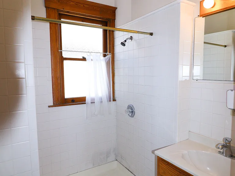 2626 Eden Ave — Photo 10