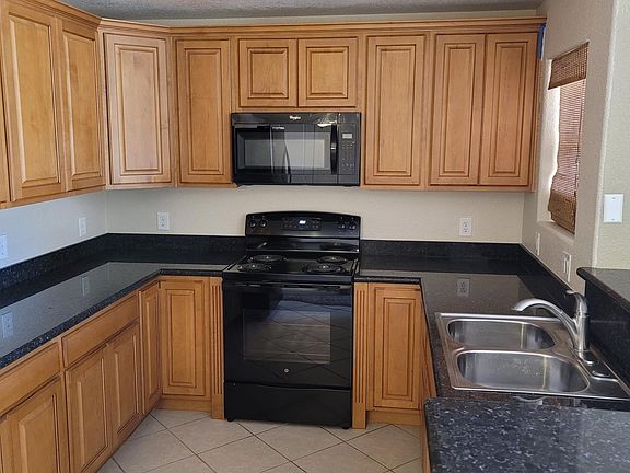 5th image of 29217 Sage Ave Unit D103