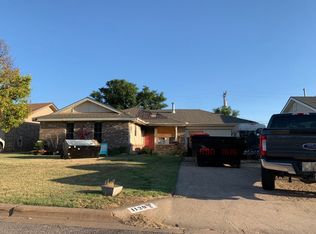 1129 Willow Rd, Pampa, TX 79065