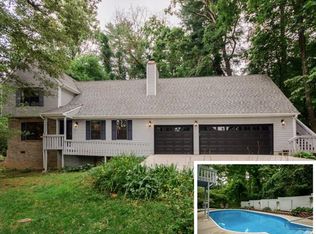 46 Golden Oaks Ln, Fletcher, NC 28732